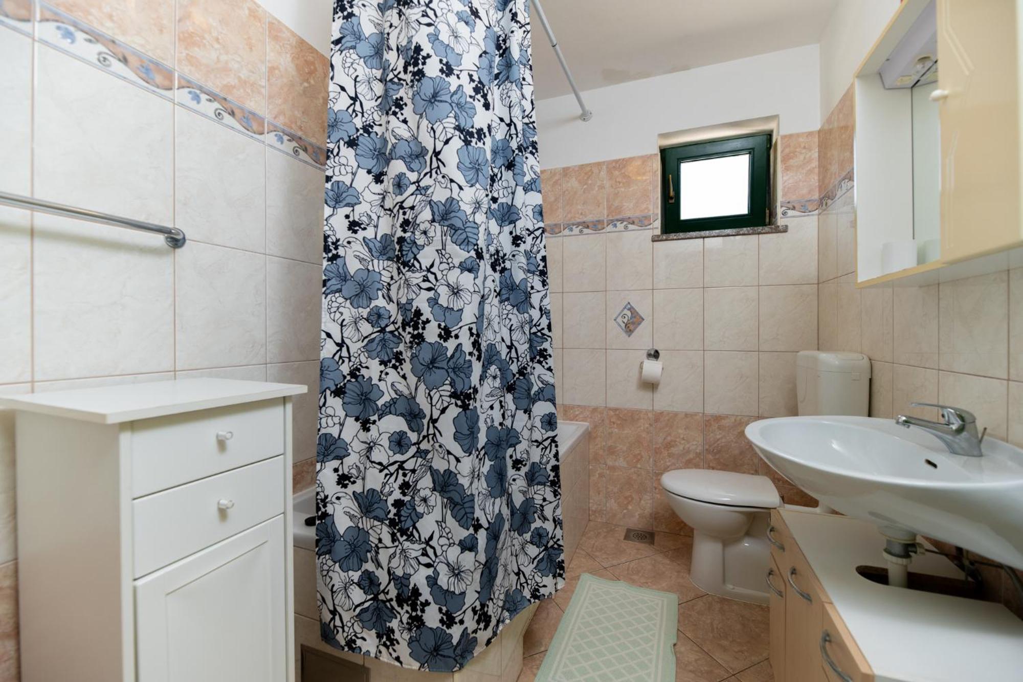 Haus Rita Apartment Labin  Exterior photo