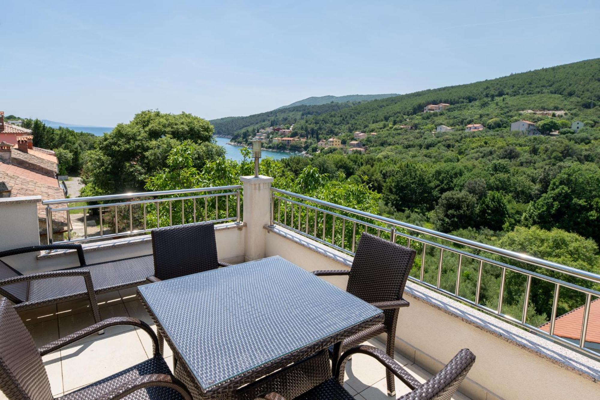Haus Rita Apartment Labin  Exterior photo
