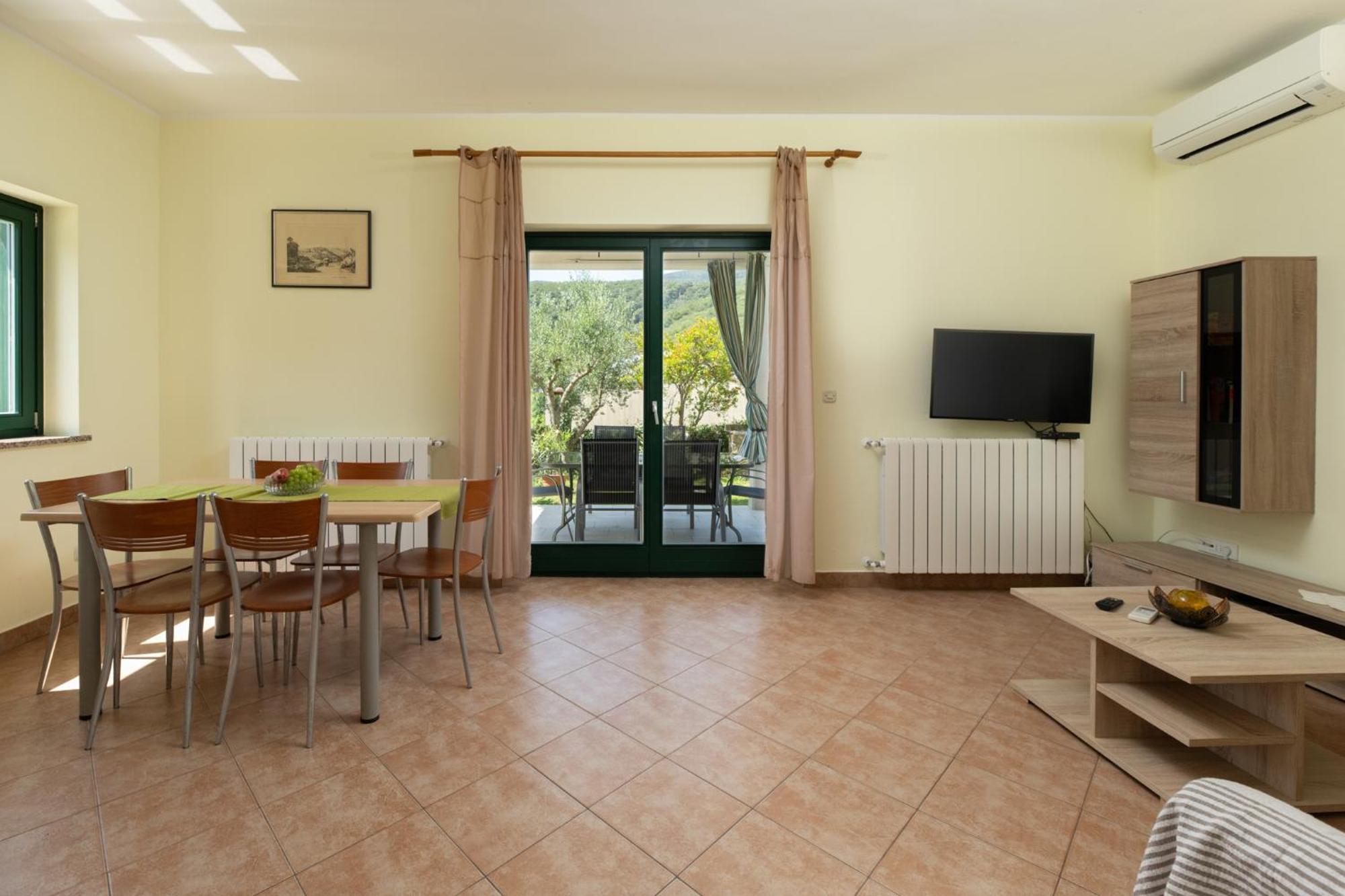 Haus Rita Apartment Labin  Exterior photo