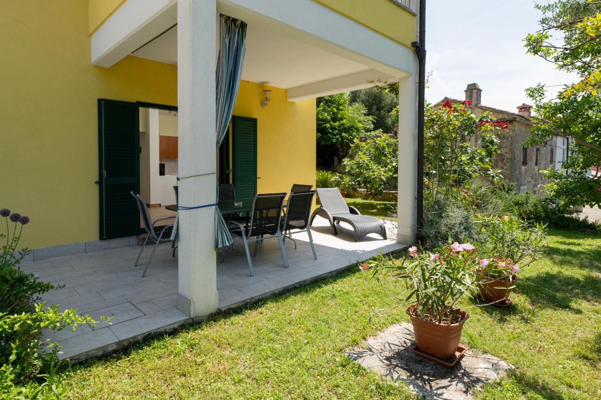 Haus Rita Apartment Labin  Exterior photo